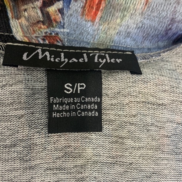 NWT🇨🇦Canadian Made🌺Michael Tylor Abstract Print Cowl Neck Tunic - Picture 15 of 15